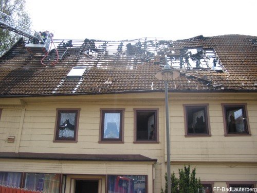 2010_06_06 Dachstuhlbrand St. Andreasberg Breite Strasse 007